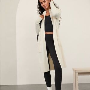 Athleta Alpine Spirit Cashmere Wrap-Bone